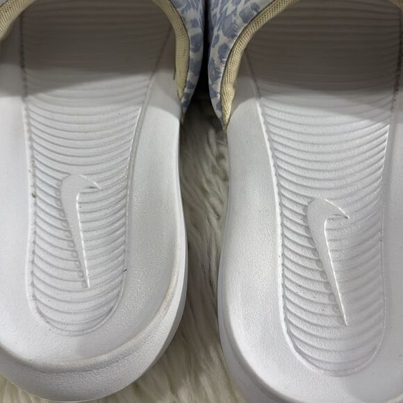 NIKE SANDALS SIZE 6 - Picture 4 of 5